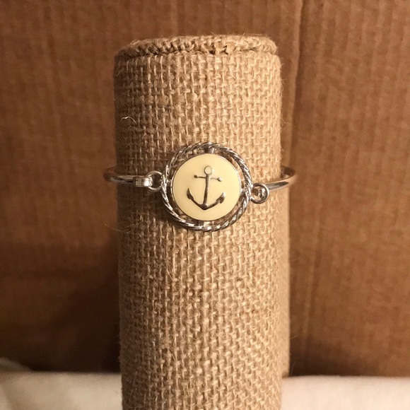 🧡NWT Anchor Bracelet‎ - Picture 2 of 9